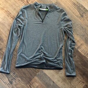 Womens Gray Long Sleeve Pullover